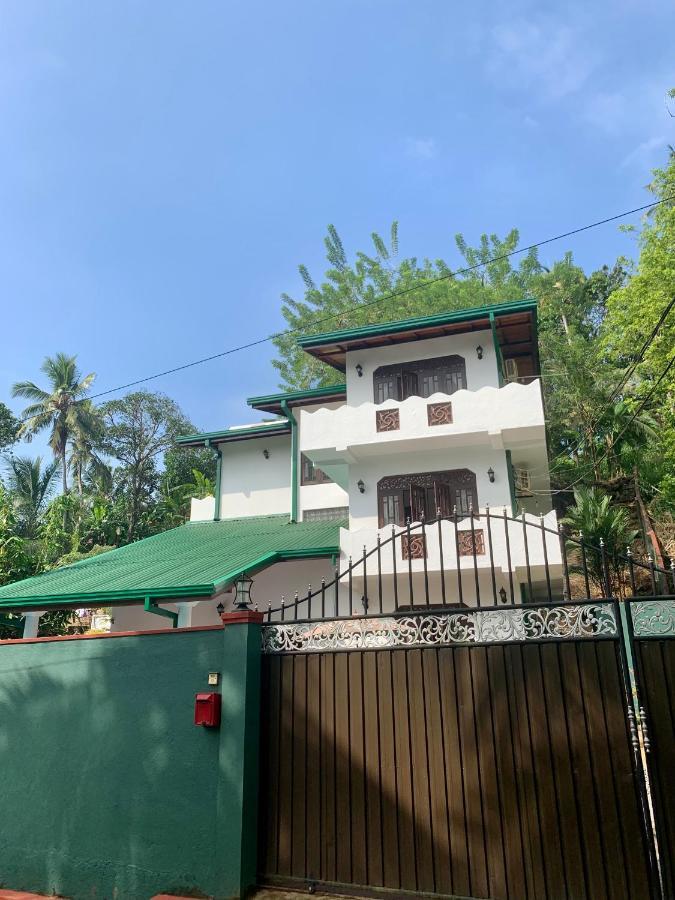 Wanderers Galle Unawatuna Exterior photo