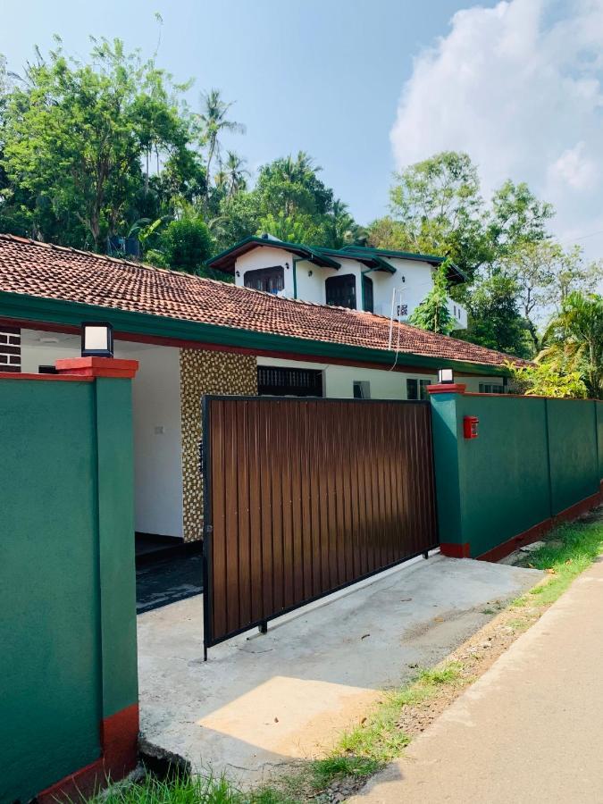 Wanderers Galle Unawatuna Exterior photo